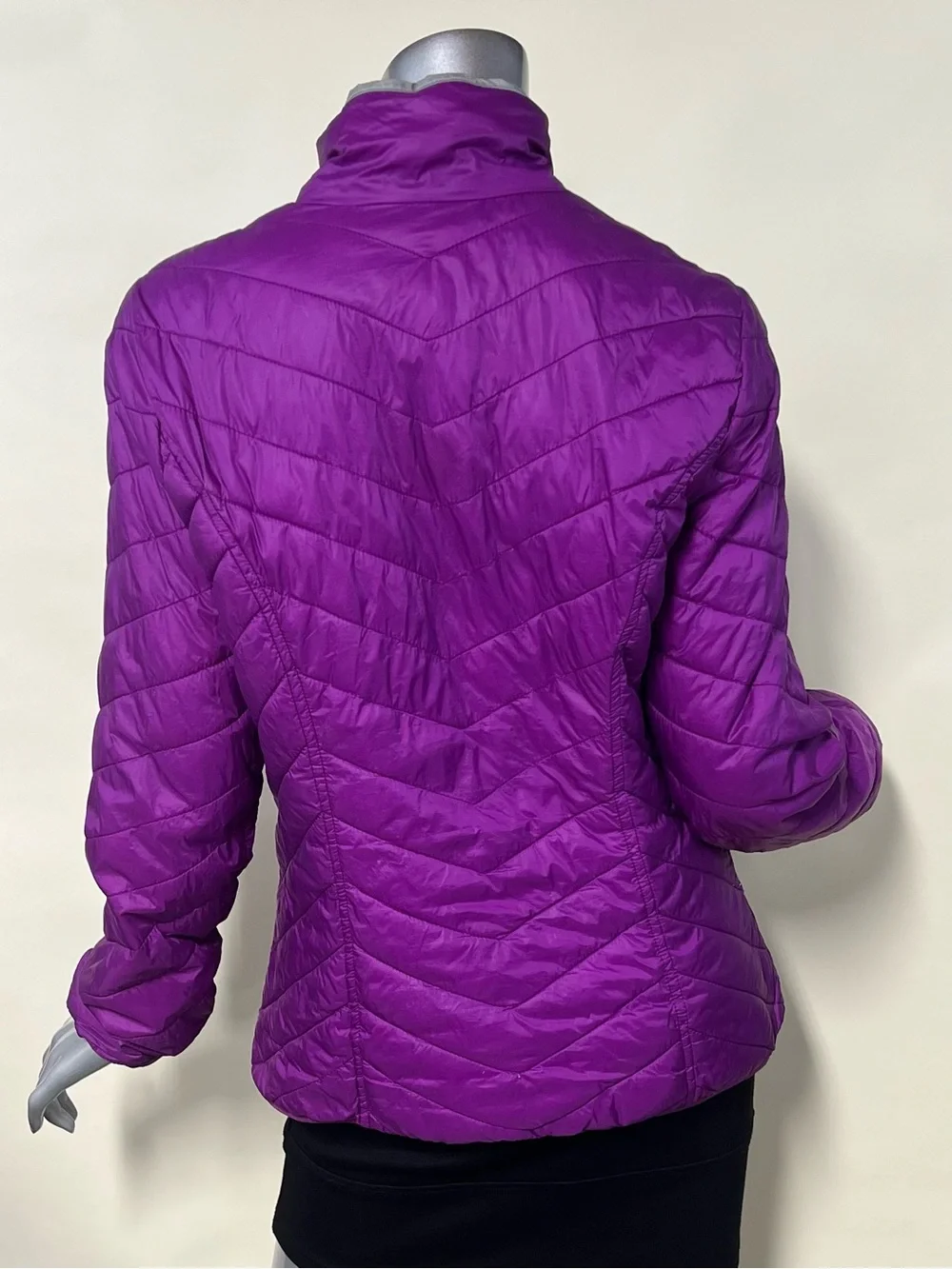 Tek Gear Women’s Medium Purple Puffer Lightweight Zip Up Jacket